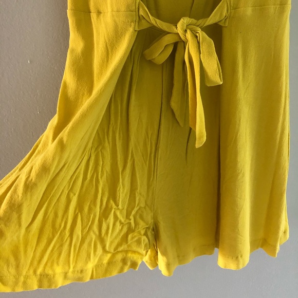 Zara Green Lime romper - Picture 2 of 4